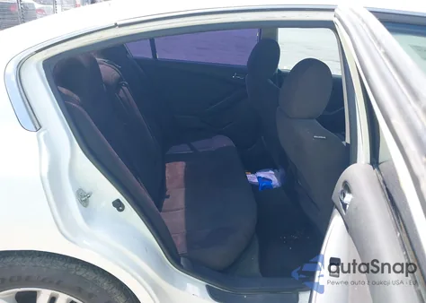 2011 Nissan Altima 2.5 S z USA, uszkodzony, nr VIN 1N4AL2AP2BN481710